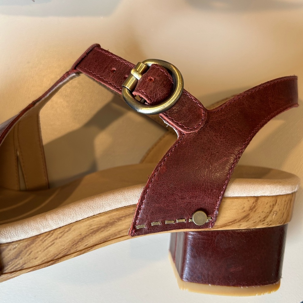 Dansko Burgundy Leather T-Strap Sandals - Picture 4 of 6